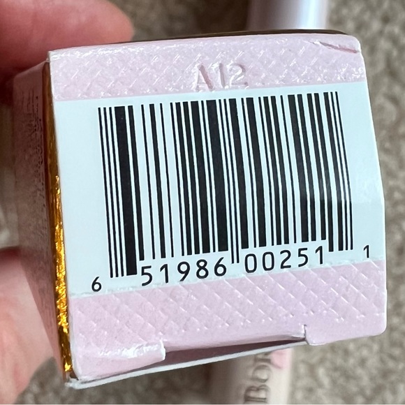 Born This Way Ethereal Light Concealer - Picture 12 of 12